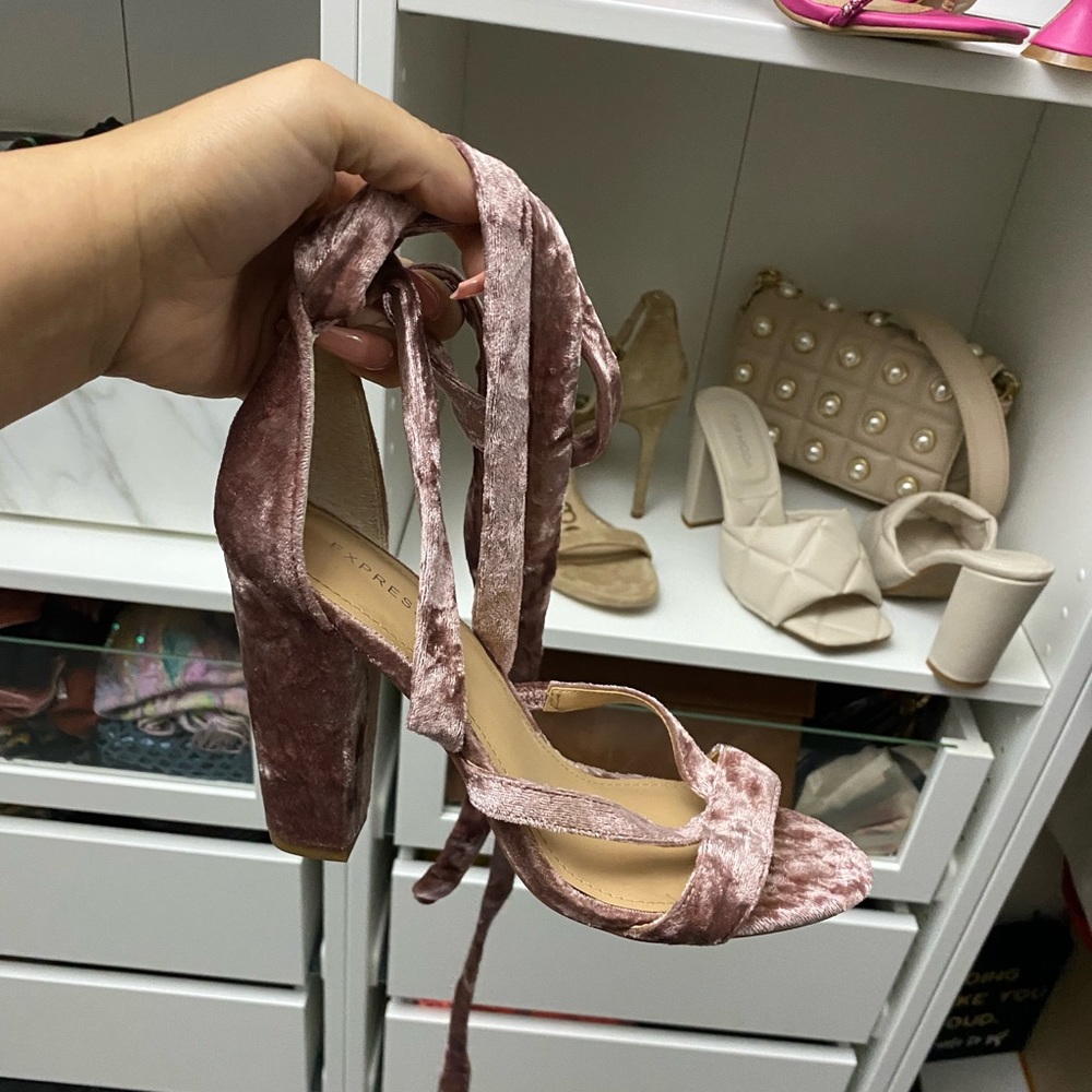 Blush velvet Express chunky Heels